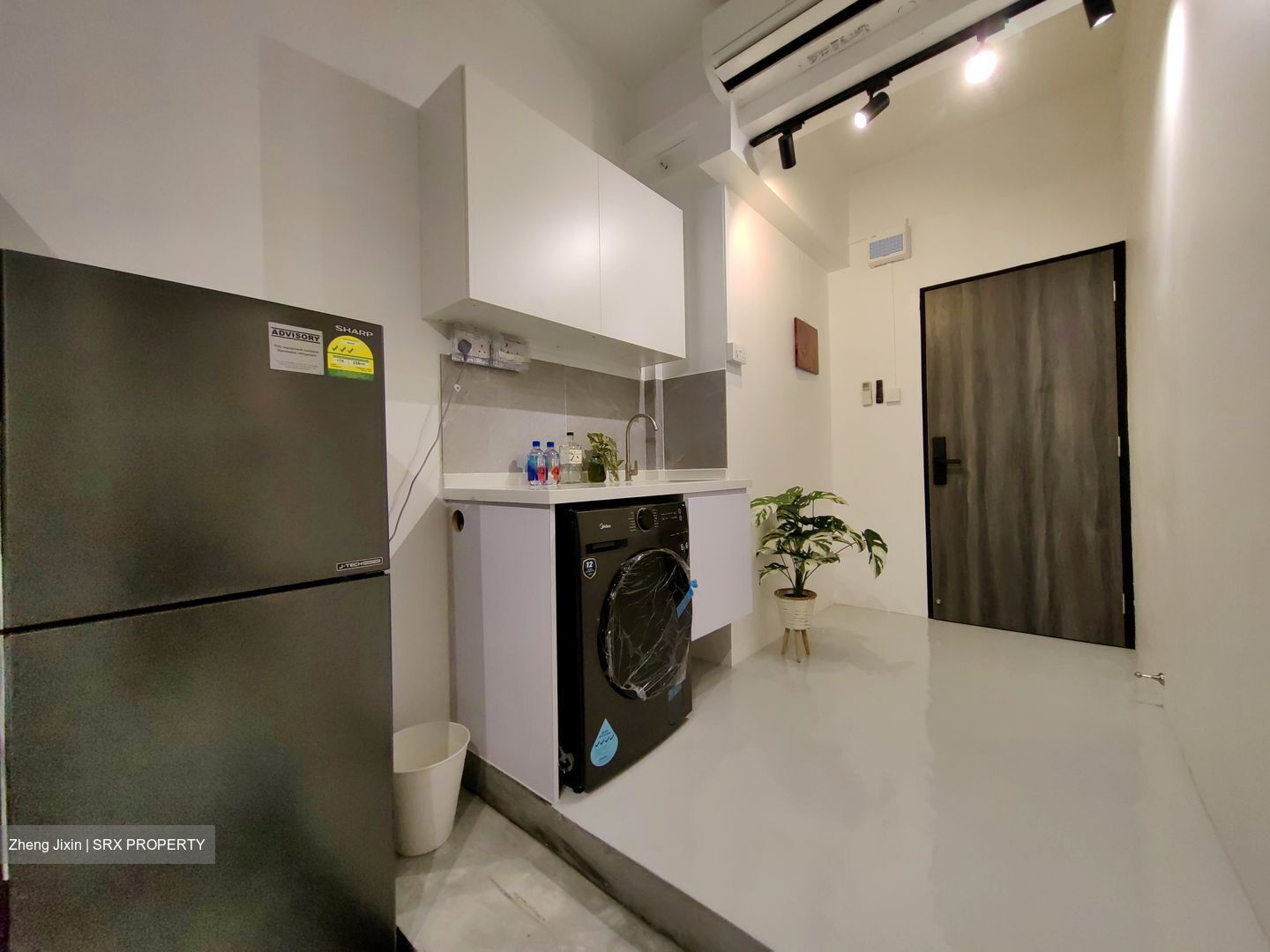 Flanders Square (D8), Apartment #619597601
